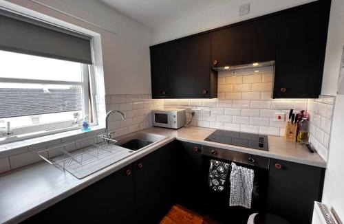 Renfrew Apartment | Renfrew Home from Home