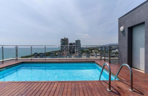 Mataro Apartment | Rengle Horizonte Penthouse & Pool