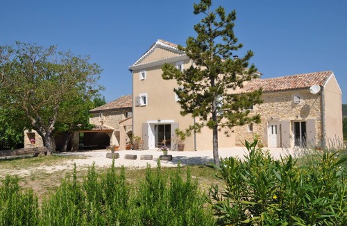 Saint-Sauveur-de-Cruzieres Villa | Renovated barn for 20 people