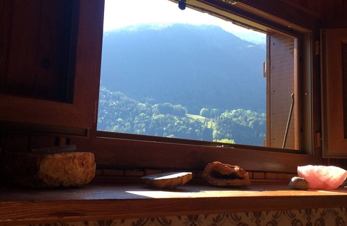 Saint-Pierre-d'Entremont Ski Chalet | Renovated barn. Pets welcome!