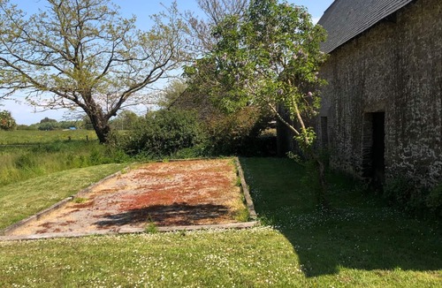 Saint-Meloir-des-Ondes House | Renovated 17th century house with large garden, quiet, close to beaches