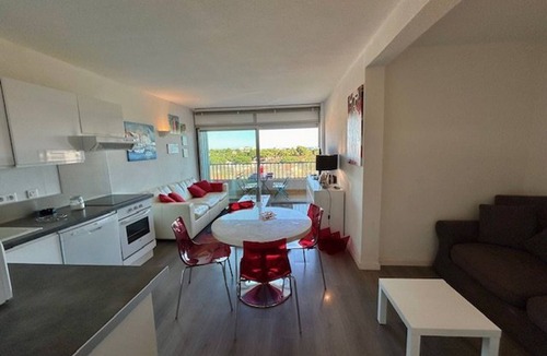 Argeles Plage Apartment | Renovated 1-bed apartment, near beach, secure parking