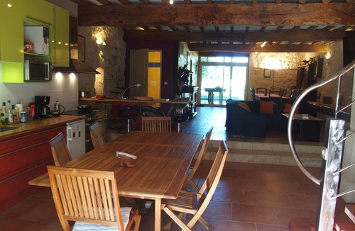 Saint-Mezard Cottage | Renovated 18th-century stone house, animals and nature - 10 to 15 people.