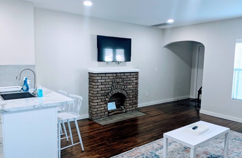 Tulsa House | Renovated 1BR Downtown/BOK