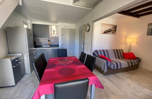 Plage d'Argeles Apartment | Renovated 2* apartment with loggia & parking, 5 min from beach - Argelès-sur-Mer