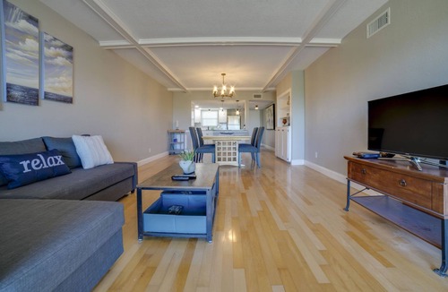 St. Petersburg Condo | Renovated 2 bed 2 bath condo with marina view