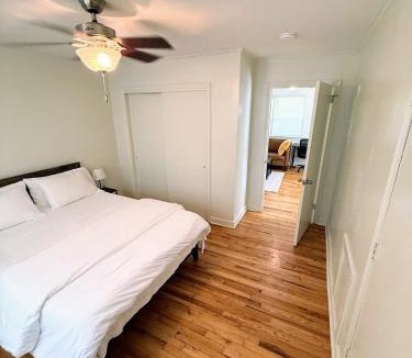 Durham House | Renovated 2 Bed Walltown Home Walk to Duke! B