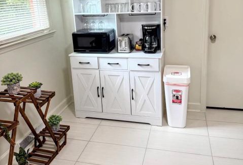 Durham House | Renovated 2 Bed Walltown Home Walk to Duke! B