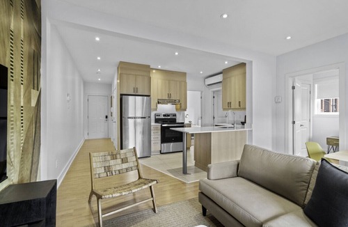 Rosemont-La Petite-Patrie Apartment | Renovated 2-Bedroom Haven by Jean Talon Market