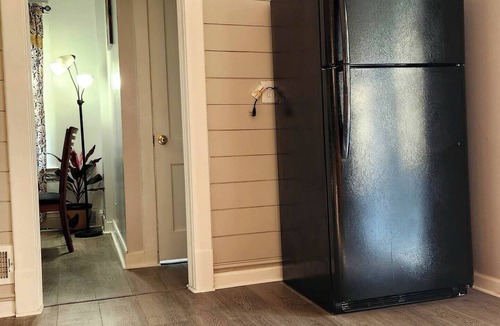 Elgin House | Renovated 2 story house in Elgin