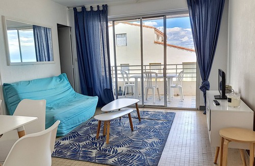 Palavas-les-Flots Apartment | Renovated 2BR for 6 with parking near beach - Palavas
