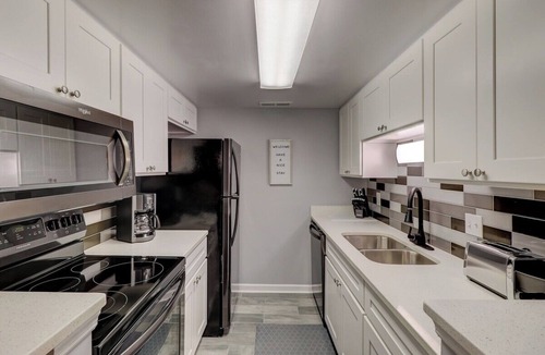 Palmetto Dunes Cottage | Renovated 2BR Hilton Head Home Walk to Shops