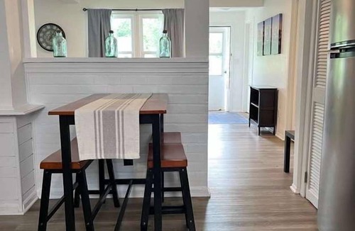 Madison Heights House | Renovated 3BR Home w/Parking & Pet-Friendly
