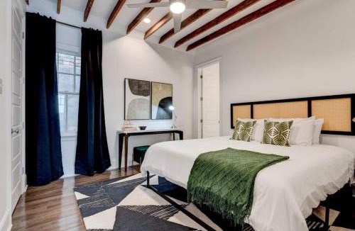Saint Thomas Development House | Renovated 3BR home w chefs kitchen & HDTV