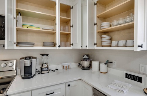 Sulphur Springs House | Renovated 3BR Close to Downtown
