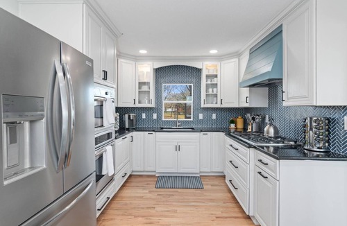 Independence House | Renovated 4BR+ Independence Retreat on 1.3 Acres