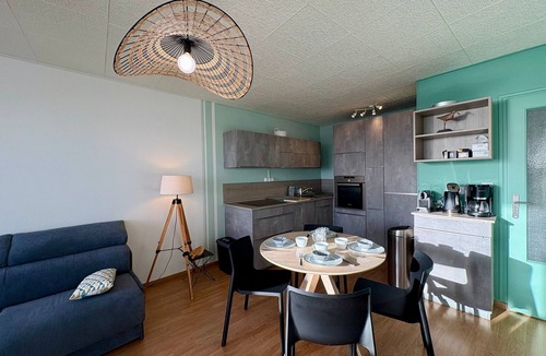Saint-Jean-de-Monts Apartment | Renovated apartment in Saint Jean de Monts - Oceanfront - Internet access