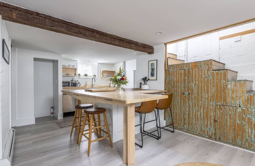 Willard Apartment | Renovated Apartment in Willard Square Area of South Portland, Maine.