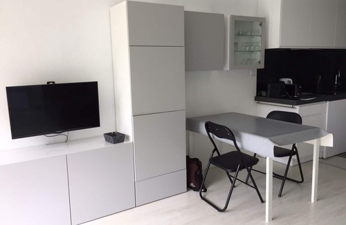 Le Pouliguen Apartment | Renovated apartment near the beach with parking