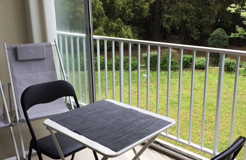 Le Pouliguen Apartment | Renovated apartment near the beach with parking