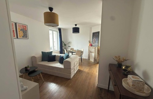 Valencay Apartment | Renovated apartment - Beauval stage - Castle - Garage
