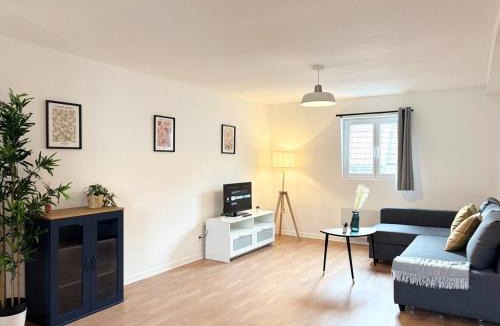 Roubaix Apartment | Renovated apartment for 6 guests - Roubaix