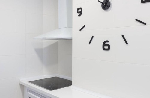 Logrono City Centre Apartment | Renovated Apartment in Central Logroño with Private Parking