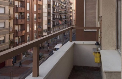 Logrono City Centre Apartment | Renovated Apartment in Central Logroño with Private Parking