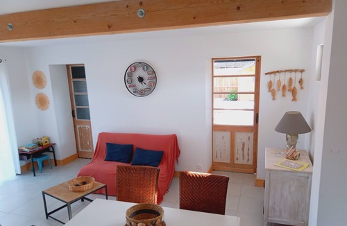 Saint-Paul-en-Born House | Renovated barn with private pool