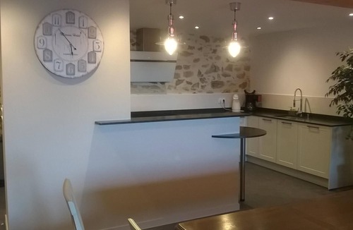 Saint-Mathurin Cottage | Renovated barn, 85150 Saint-Mathurin, Vendee, Pays de la Loire, quiet guaranteed