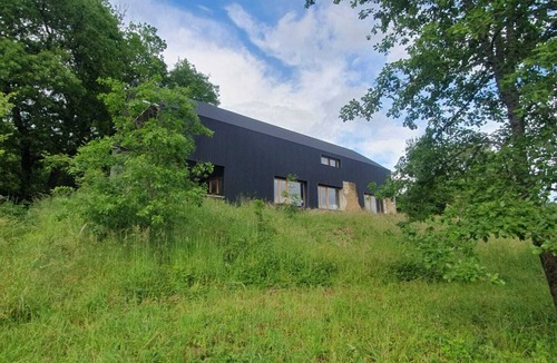 Chanterac House | Renovated barn, architect-designed house ideal for families, quiet location in the Périgord Blanc.