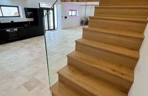 Leglantiers House | Renovated barn loft for 15 people with reception room for 80 people and large SPA