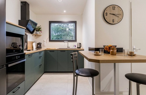 Nort-sur-Erdre Cottage | Renovated Barn with Terrace & Garden, Near Canal, 20km from Nantes - Ideal for Families or Professionals