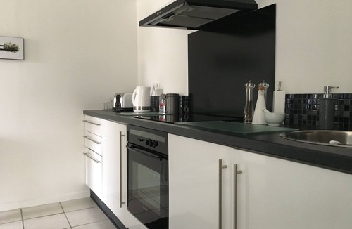 La Trimouille House | Renovated Barn With River Views