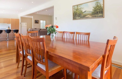 Rosebud House | RENOVATED BEACH BEAUTY - ROSEBUD