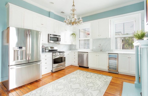 Historic Downtown Savannah Apartment | Renovated Bohemian Retreat w/Porch & Parking, Near Park by Lucky Savannah
