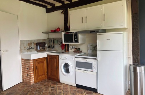 Etreville House | Renovated bread oven in pretty Normandy property