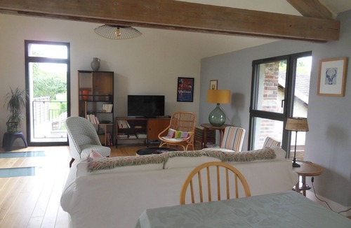 Ermenonville House | Renovated building, all comforts, games room, office, families, professionals