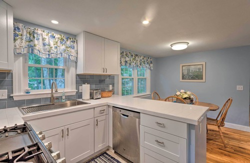 Teaticket House | Renovated Cape Cod Home: Walk to Beach & Downtown!