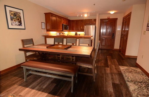 Salt Lake Mountain Resorts Condo | Renovated Central Village, Mountain Views Spacious Ski-In/Out condo. Summer A/C