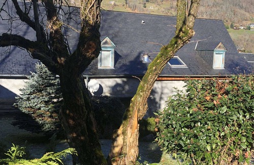 Cauterets House | Renovated chalet-style sheepfold at the entrance to the village of Cauterets