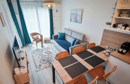 Equemauville Apartment | Renovated cocoon pool & terrace near Honfleur