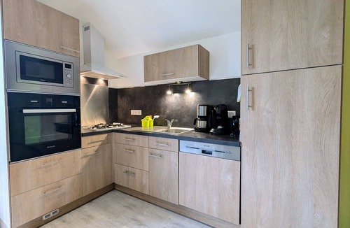 Gerbamont Cottage | Renovated comfortable house, great view, pets allowed