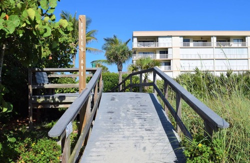 Port Canaveral Condo | 🏝Renovated Condo Steps from the Beach🏝