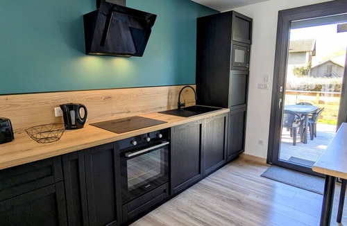 Vignot Cottage | Renovated cottage in Vignot with large grounds and 2 terraces