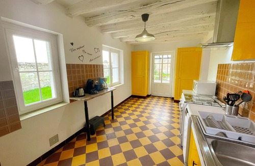 Restigne Cottage | Renovated Cottage with Garden, Pet Friendly