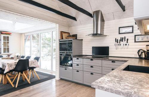 Blavand House | Renovated Cottage with Spa