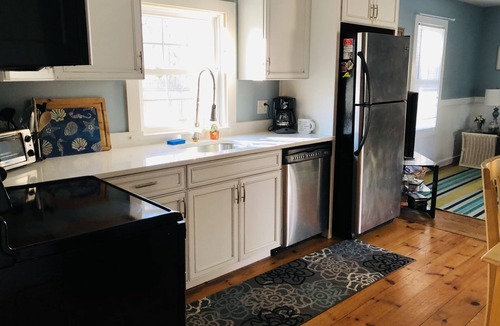 Edgartown Cottage | Renovated Cottage with nice yard and homey interior
