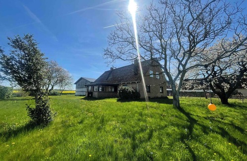 Bandholm Villa | Renovated country home 50 m from the sea