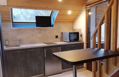 Thones Apartment | Renovated Duplex Studio